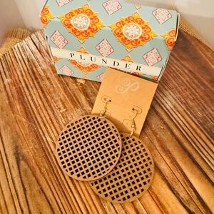 Plunder Designs Retired Rylan Wood Lattice Earrings NIB